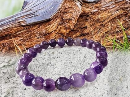 This image is about amethyst bracelet